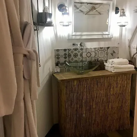 Alojamento de Acomodação e Pequeno-almoço O5sens Agde